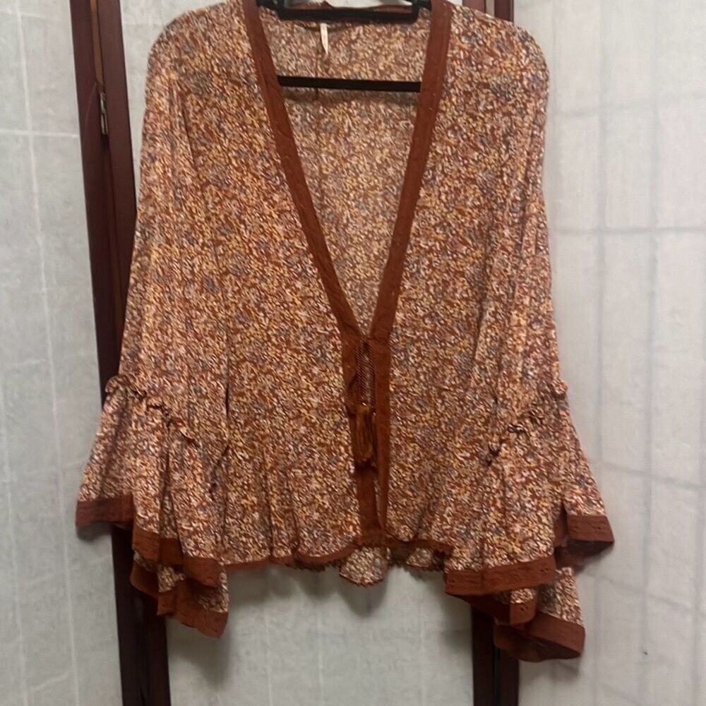 Free People Anthropologie Womens Brown Floral‎ Bell Sleeved Smocked Blouse Sz S
